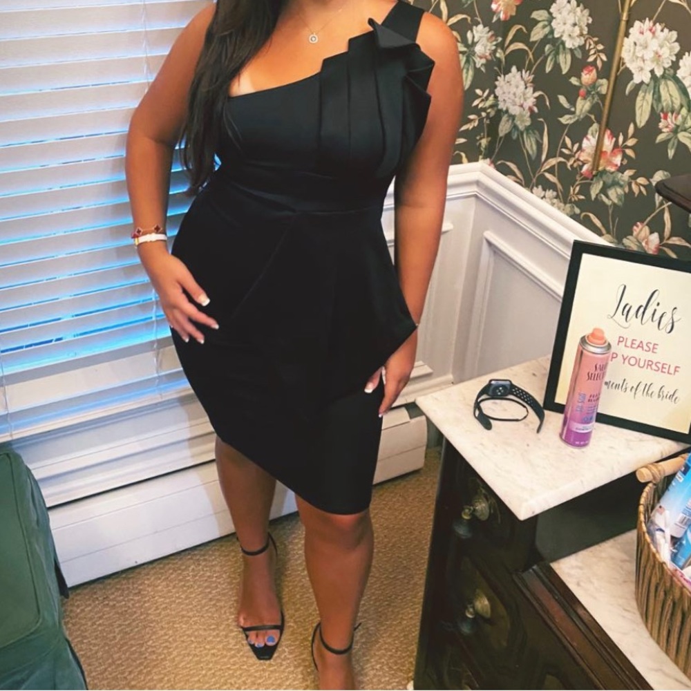 Bow dress